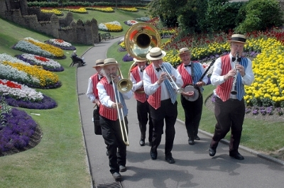 Band in the valley